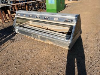 Heated food station