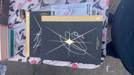 Signed monsta X albums