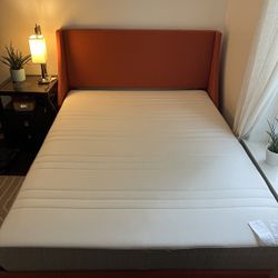 Queen Bed And Mattress Burnt Orange 