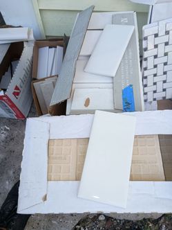Porcelain tile