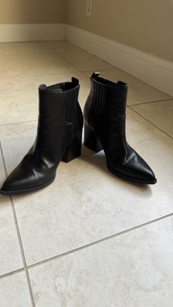 Nine West Women’s Black Leather Ankle Booties with Block Heel
