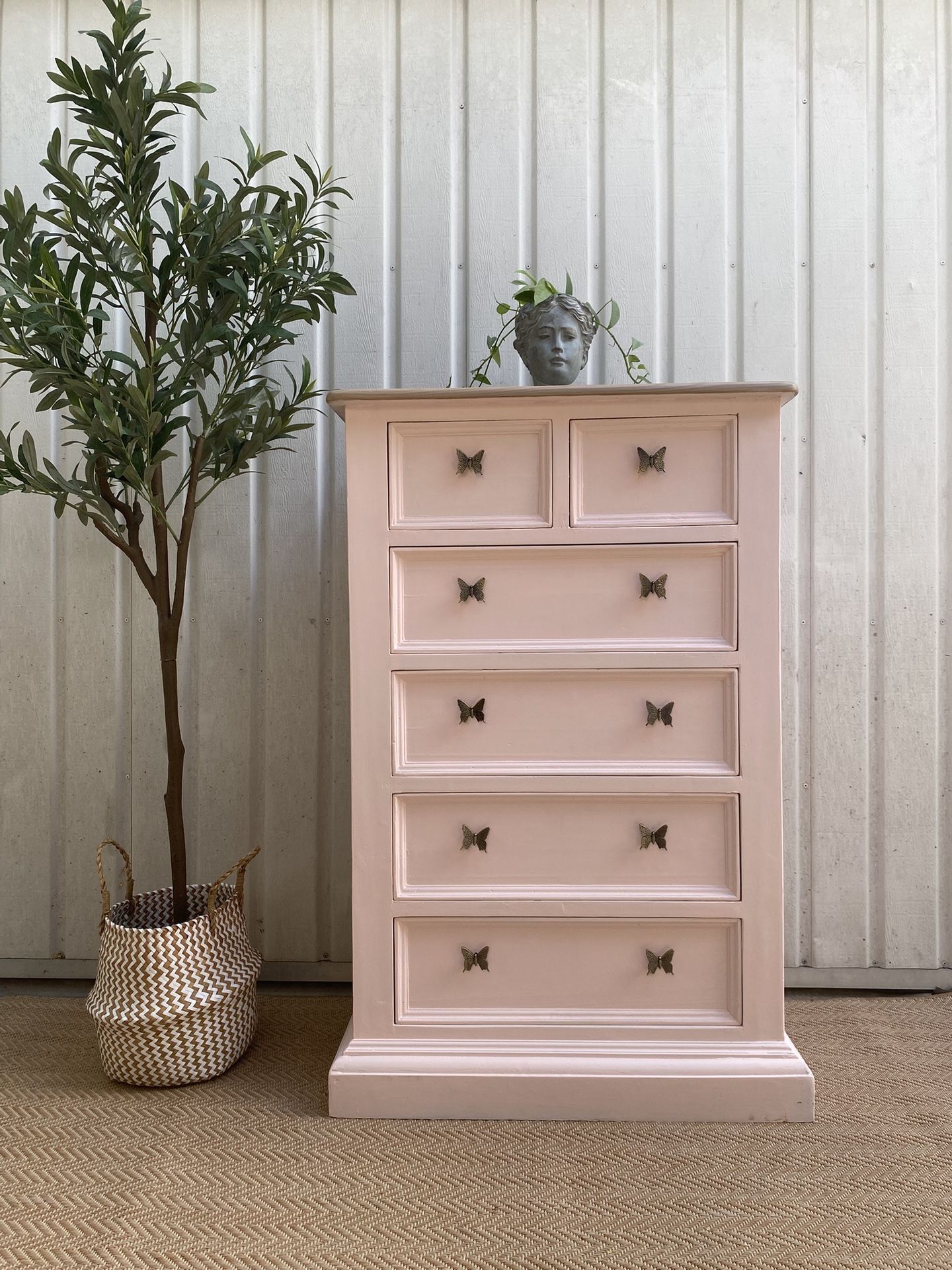Refinished Vintage 6-drawer dresser nursery/girls room/feminine
