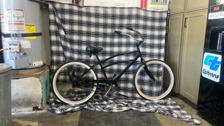 SCHWINN brand 26” single speed, beach cruiser, bicycle ready to ride as pictured coaster Brake
