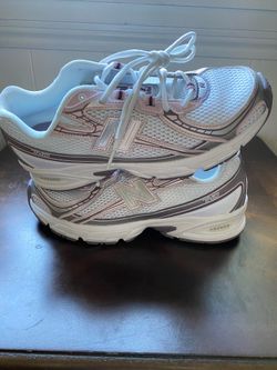 New Balance 740 men size 8 women 9.5
