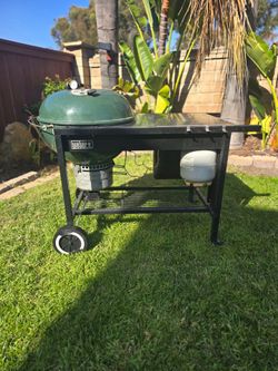 Weber Performer 22" handle not attached