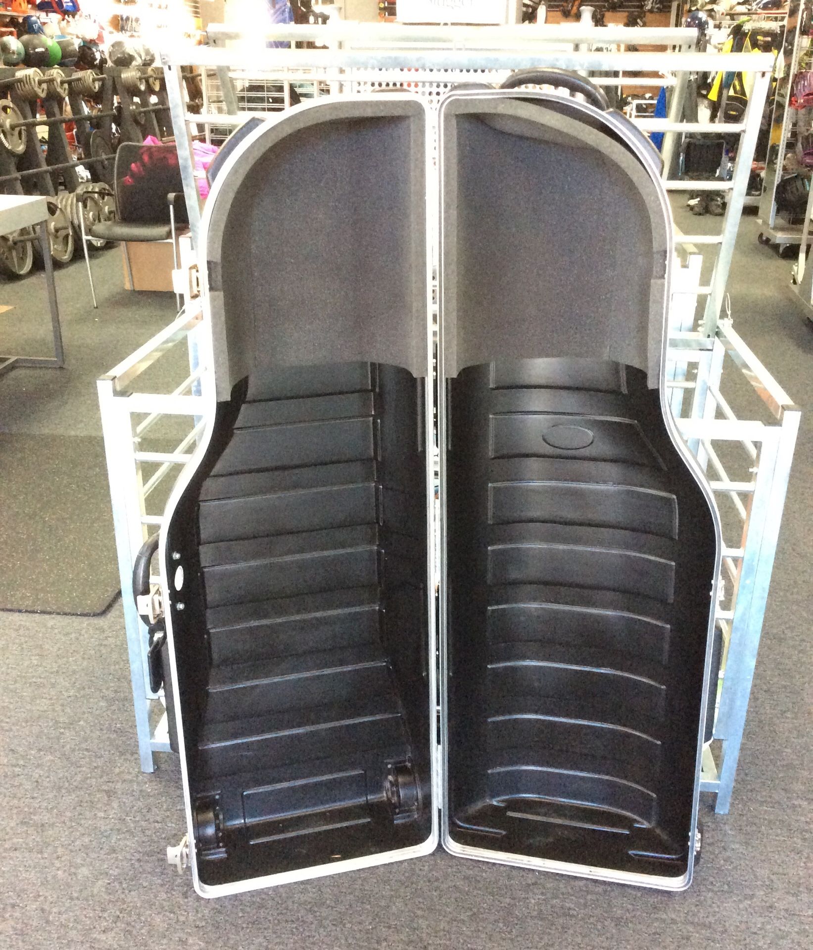 SKB GOLF TRAVEL CASE (HARD)