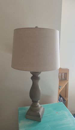 Antique Cream Livy Table Lamp