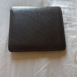 Genuine Louis Vuitton Men’s Wallet