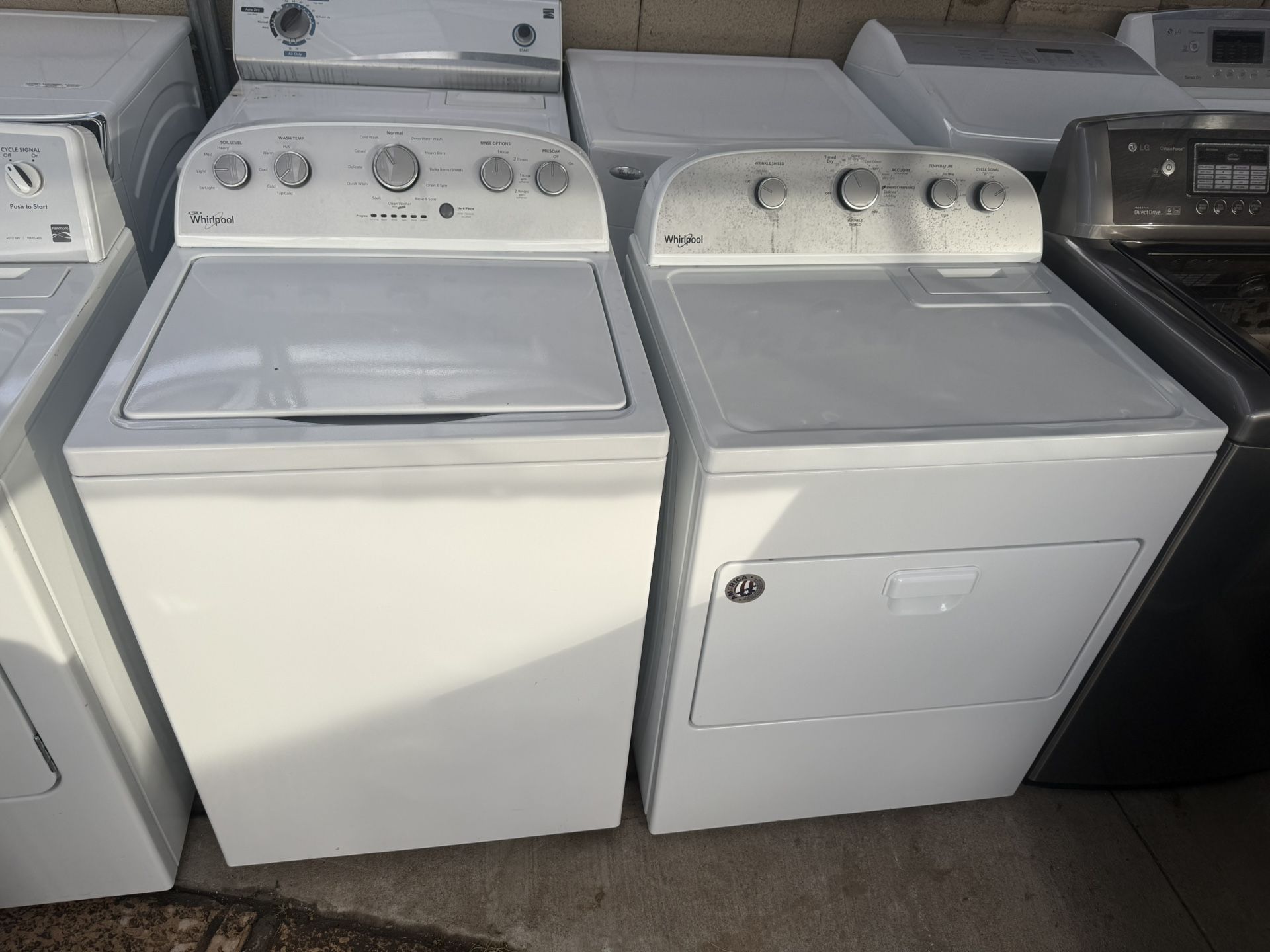Whirlpool Washer And Electric Dryer He 3.8 Cuft Large Capacity 