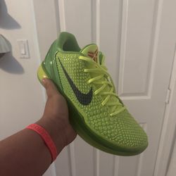 Kobe 6 grinches size 12