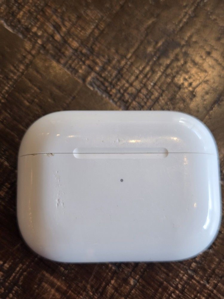 AIRPOD PRO USB C Port