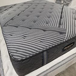 Queen Beautyrest Black Mattress