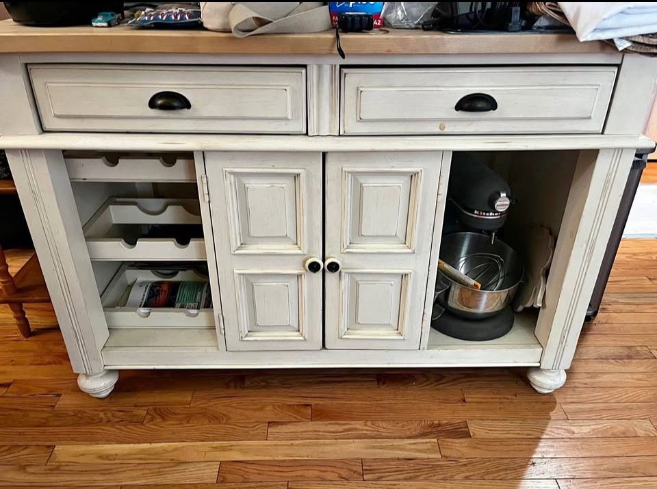 Estate/Moving Sale July 12/13 (St. Charles)