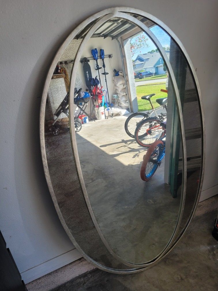 Antique Style Oval Mirror