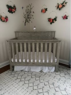 Baby crib with Mattress