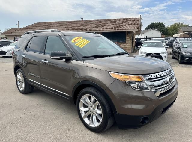 2015 Ford Explorer