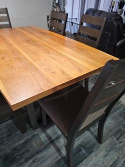 Dinning table