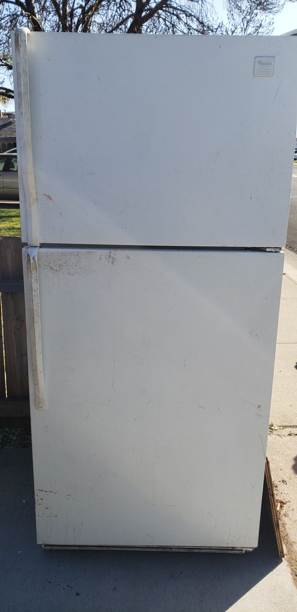 FREE-Refrigerator/freezer-FREE