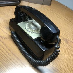 Old dial phone ☎️ as in pic 👍🏻