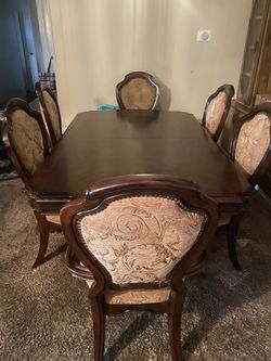 Dining Table Set