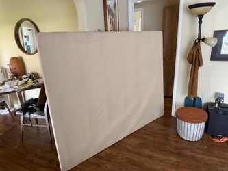 Low profile box spring