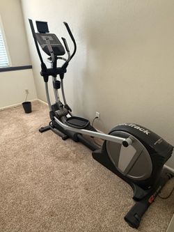 Elliptical - NordicTrack SpaceSaver SE9i