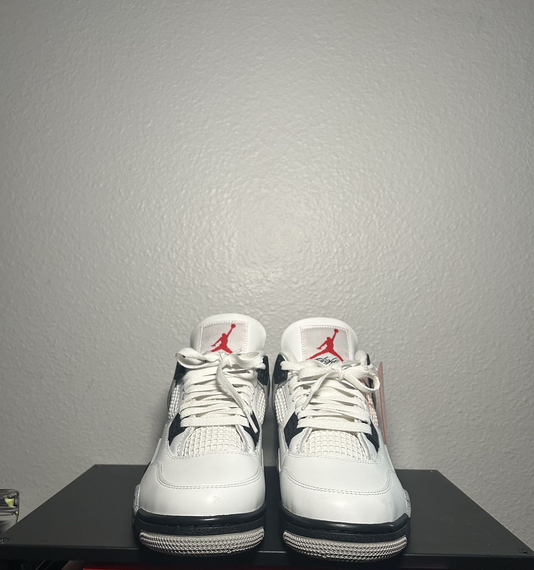 Jordan Four Retros White Cement