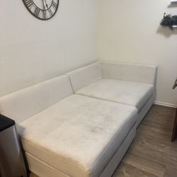 LOVE SEAT SECTIONAL (free)