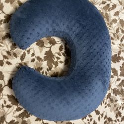 Boppy Pillow And Covers 