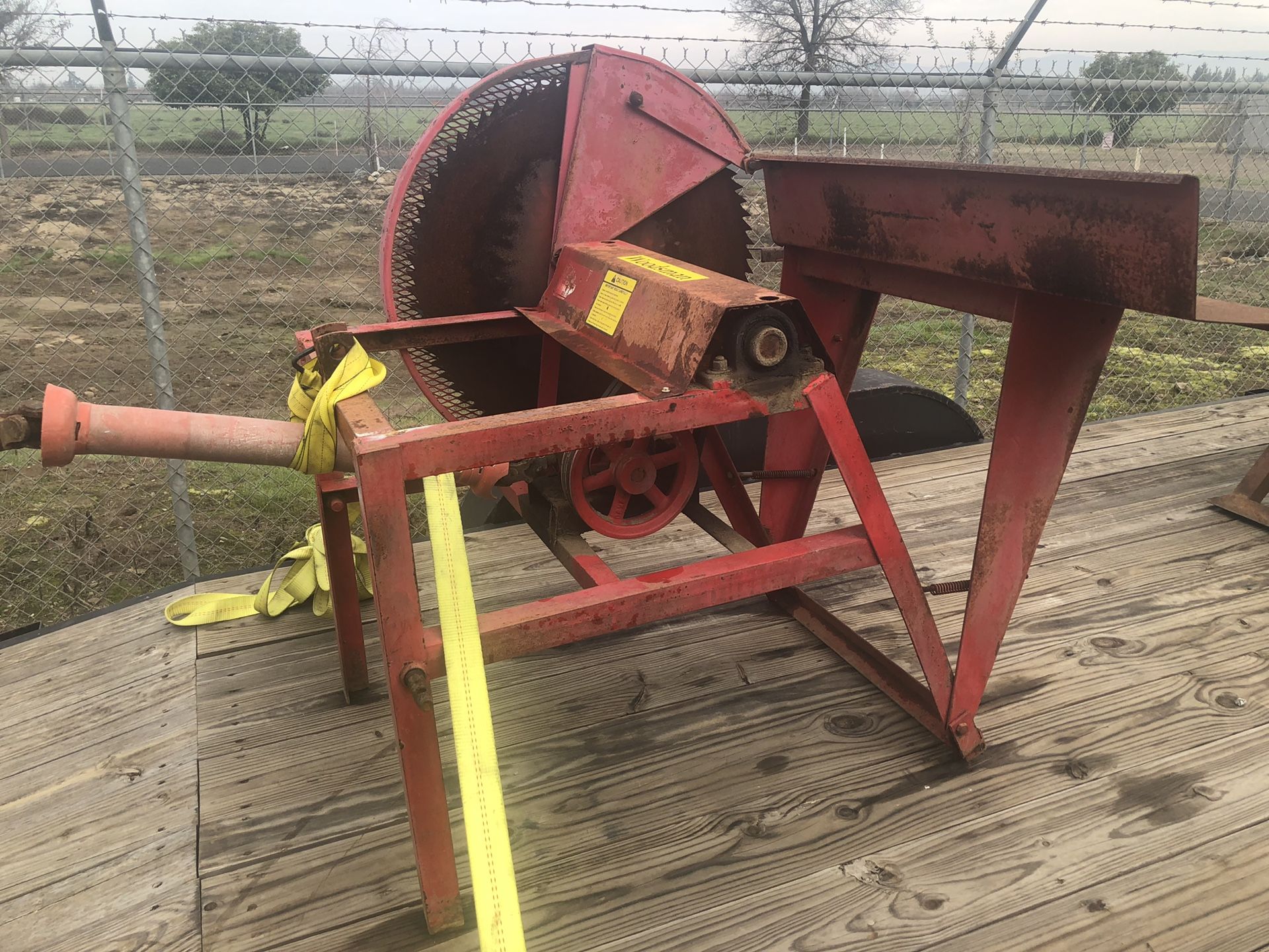 Woodsman PTO operated buzz saw for Sale in Visalia, CA OfferUp