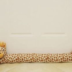 MAXTID 36" Giraffe Door Draft Stopper Weighted 2lb Door Snake Draft Noise Reduce Animal Door Blocker Lovely Gift Dodger