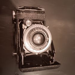 Vintage Kodak Acordian Style Camera