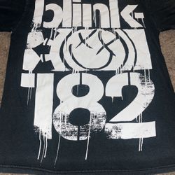 Vintage Blink 182 T-shirt Size Small