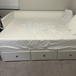Bed Frame, Twin