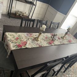 IKEA Extendable Dinning Table 