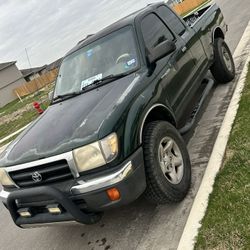 2000 Toyota Tacoma