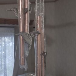 WIND CHIME NY ELIZABETH'S GARDEN 