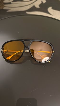 Aviator Sunglasses Black Frame Amber Lenses