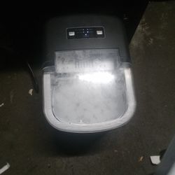 Whirlpool Ice Maker New 