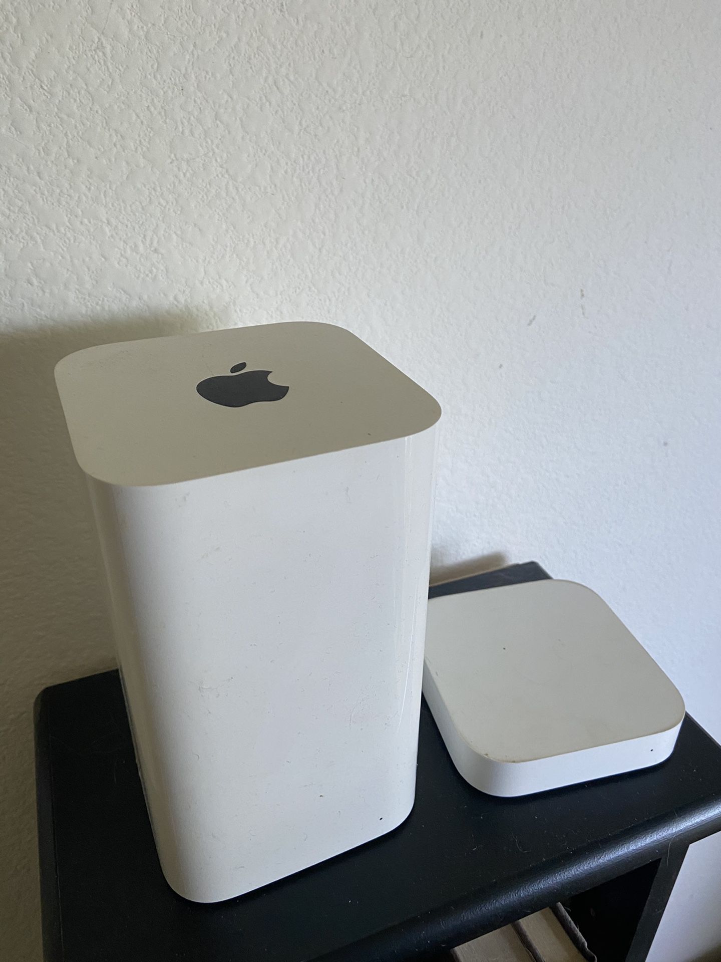 Apple AirPort Extreme & AirPort express