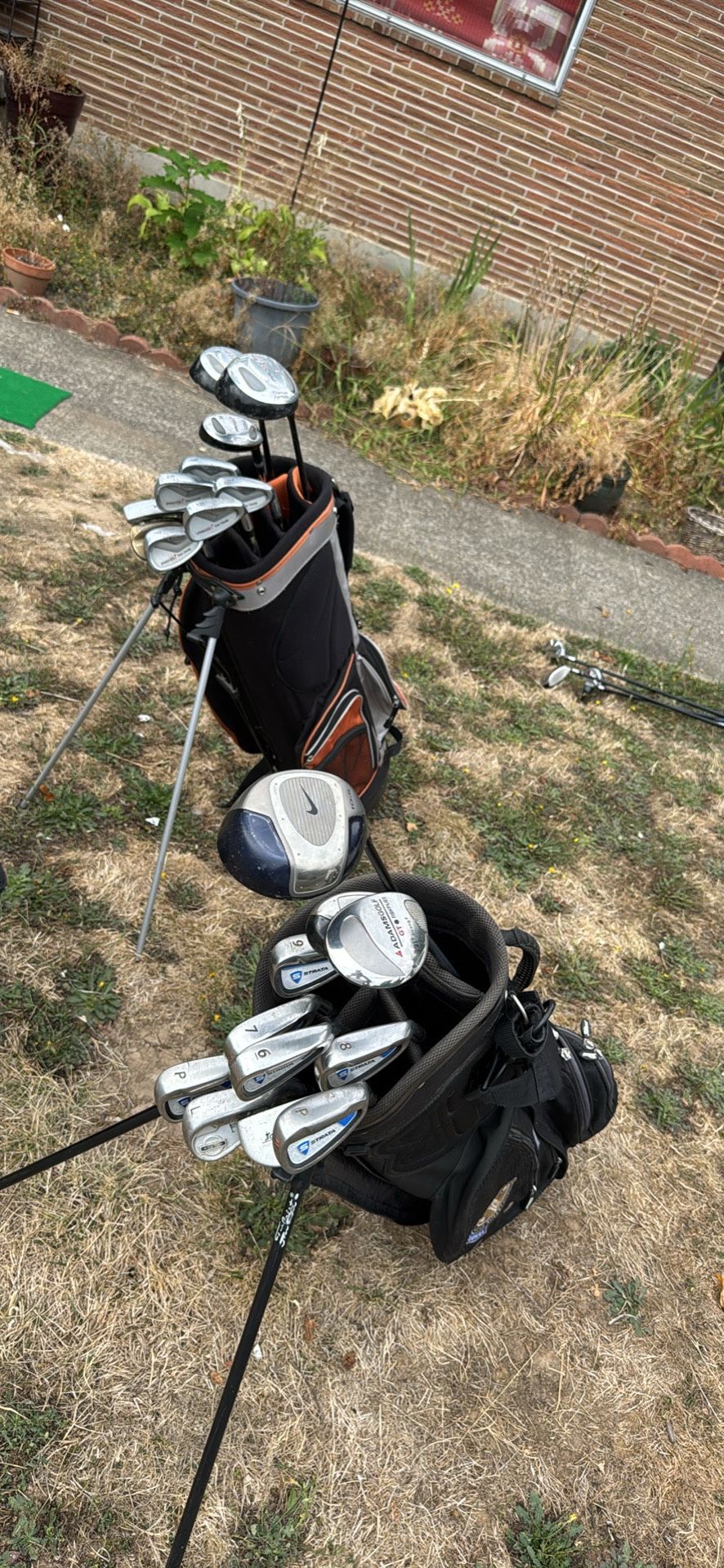 Mens Nike/strata Callaway Golf Clubs Set.