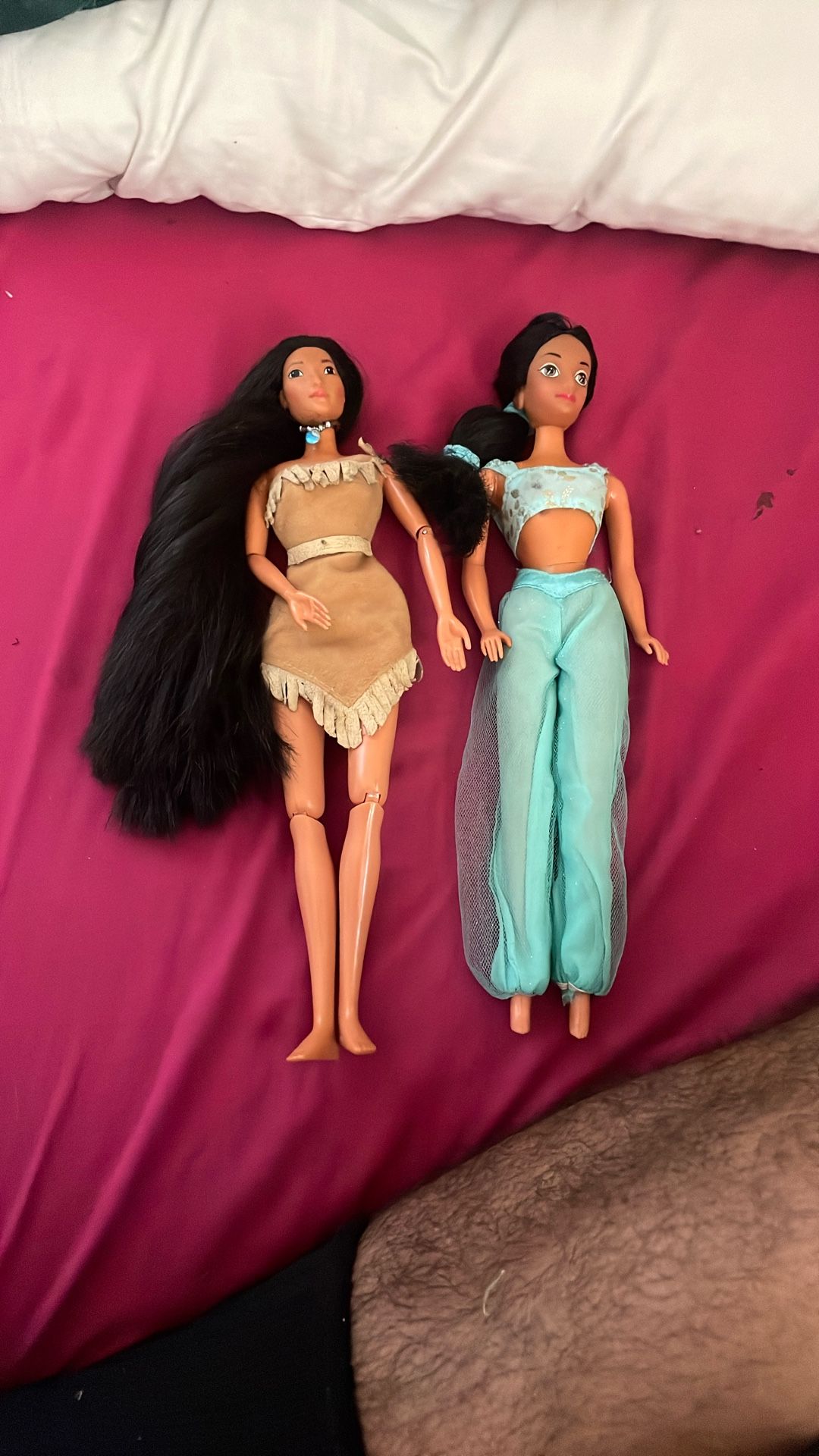 Pocahontas And Jasmine Dolls 90s