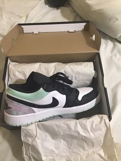 Jordan 1 Low