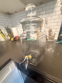 Glass Beverage Dispenser