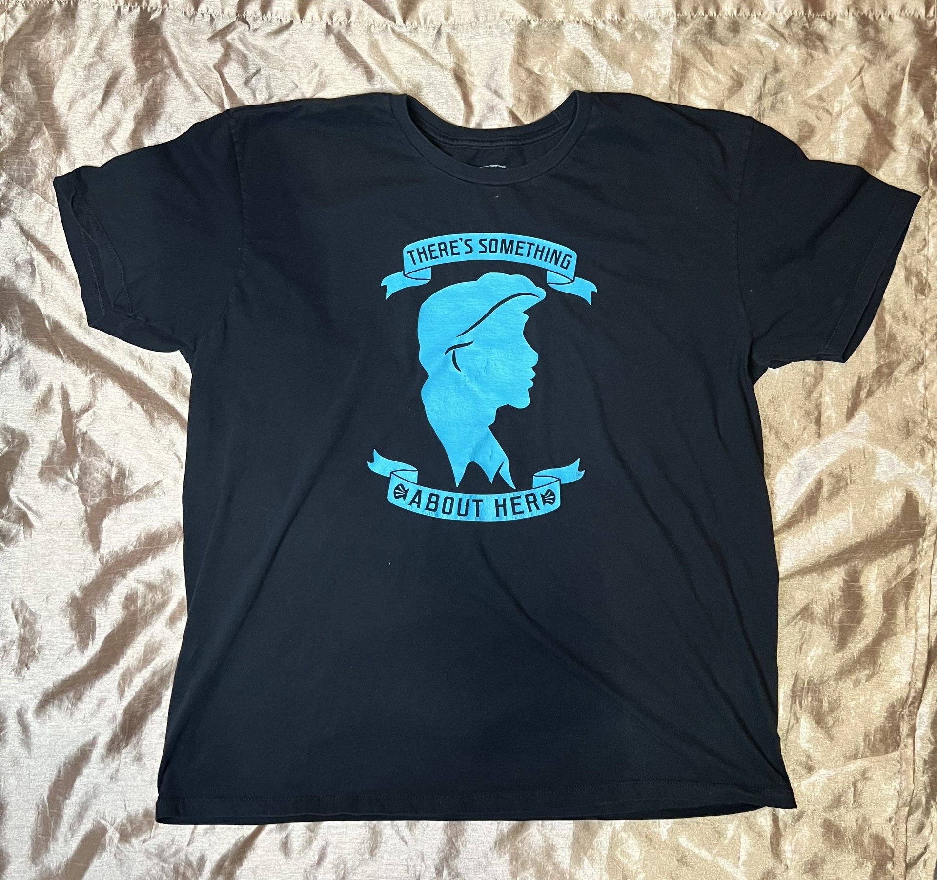 Mens size XXL Disney The Little Mermaid Ariel prince Eric Something About Her gr