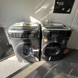 SAMSUNG WASHER AND GAS DRYER