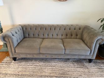 Chesterfield style Velvet Sofa