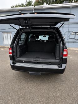 Lincoln Navigator