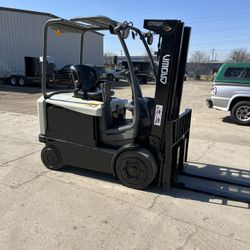 FOR SALE A CROWN FC4525-50 FORKLIFT. 83/188 TSU MAST SIDESHIFT,AND FORKS  POSITIONER.36V BATTERY. IT IS IN GOOD WORKING CONDITION.