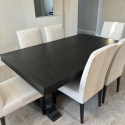 Dining room table set 